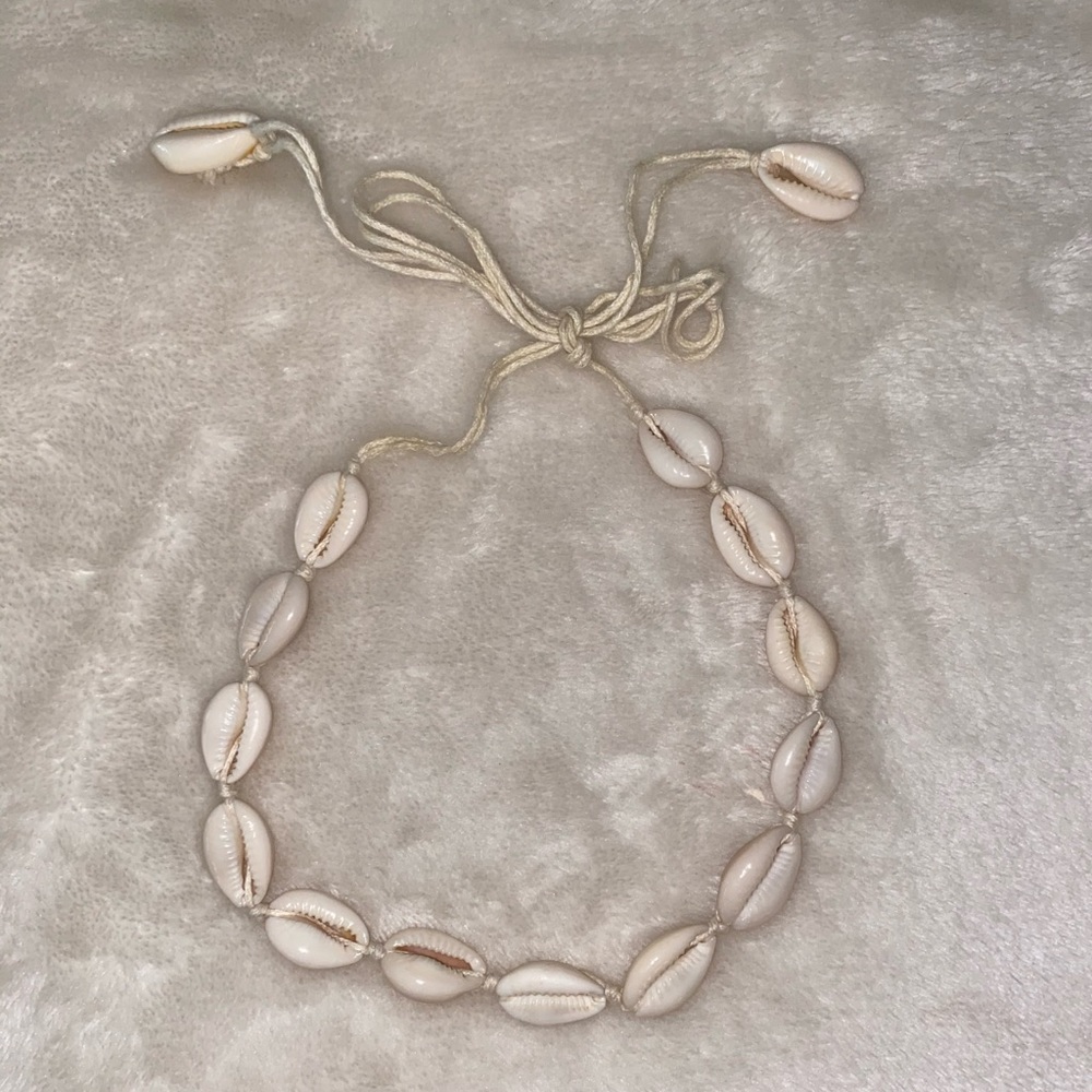 Puka Shell Choker